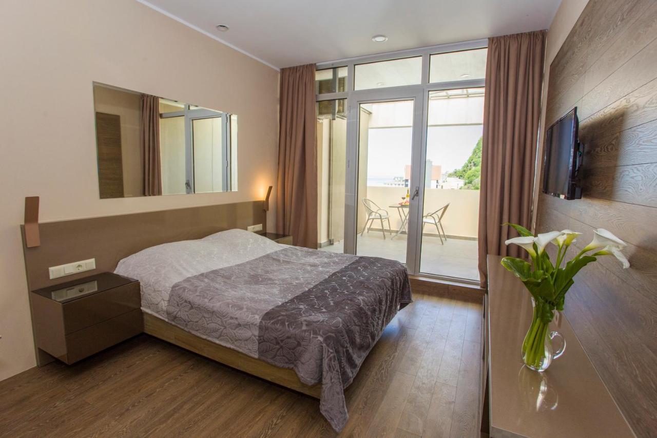 Zgvadaca Kvariati Apartment Luaran gambar